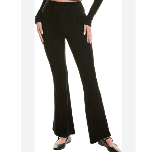 NWT Nordstrom brand Area Stars black ribbed flare leggings size Large - Picture 1 of 5